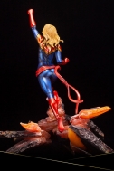 Лимитированная аниме фигурка Captain Marvel — ARTFX Premier — 1/10