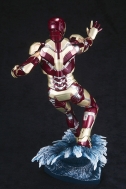 Фигурка Iron Man 3 — Iron Man Mark XLII — ARTFX Statue