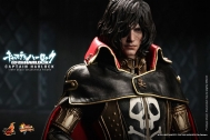 Фигурка Uchuu Kaizoku Captain Harlock — Captain Harlock — Movie Masterpiece