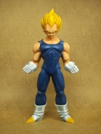 Фигурка Dragon Ball Z — Vegeta SSJ — Gigantic Series