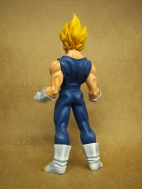 Фигурка Dragon Ball Z — Vegeta SSJ — Gigantic Series