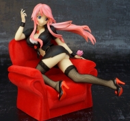 Фигурка Original Character — Daydream Collection — Ore no Boss Rose — Red sofa ver.